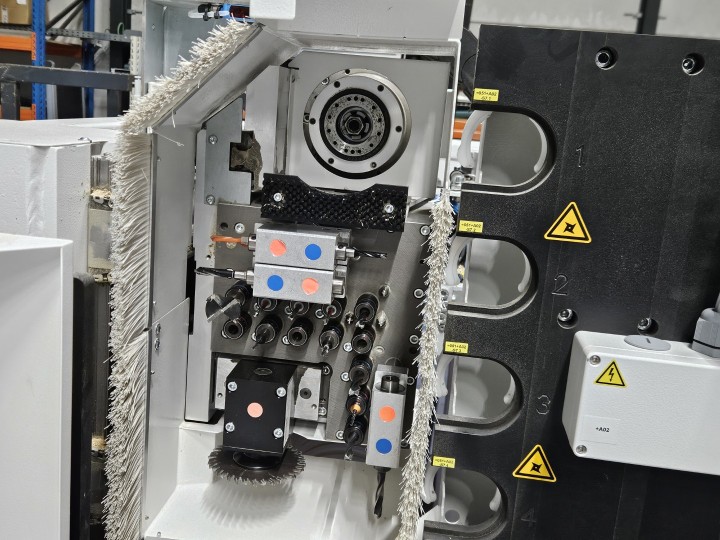 HOMAG DRILLTEQ V200 / Optimat BHX 055