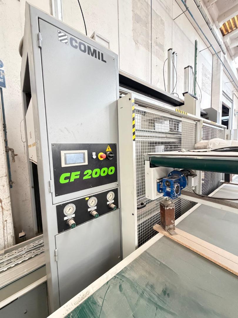 COMIL CF 2000