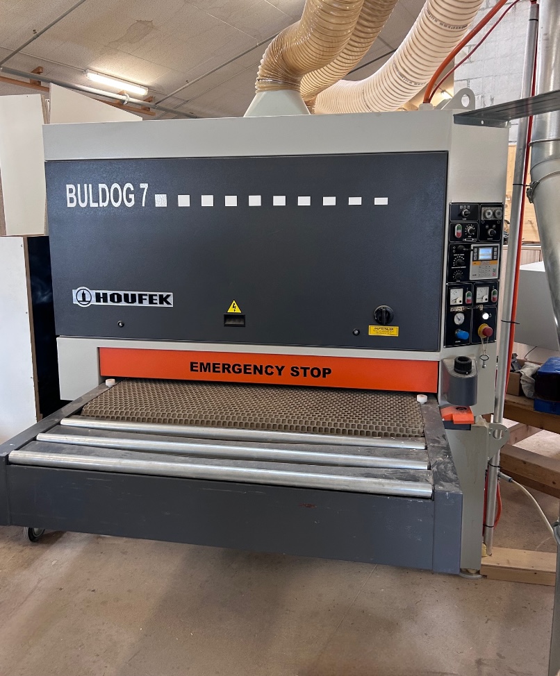 HOUFEK SPB 1300 BULDOG 7