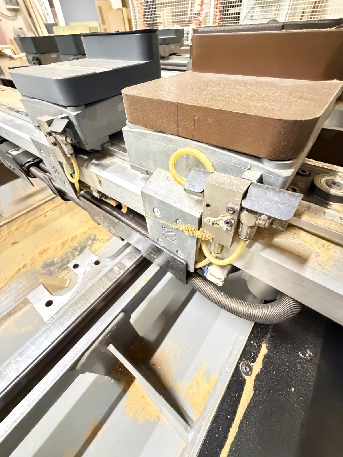 BIESSE ROVER B 4.40