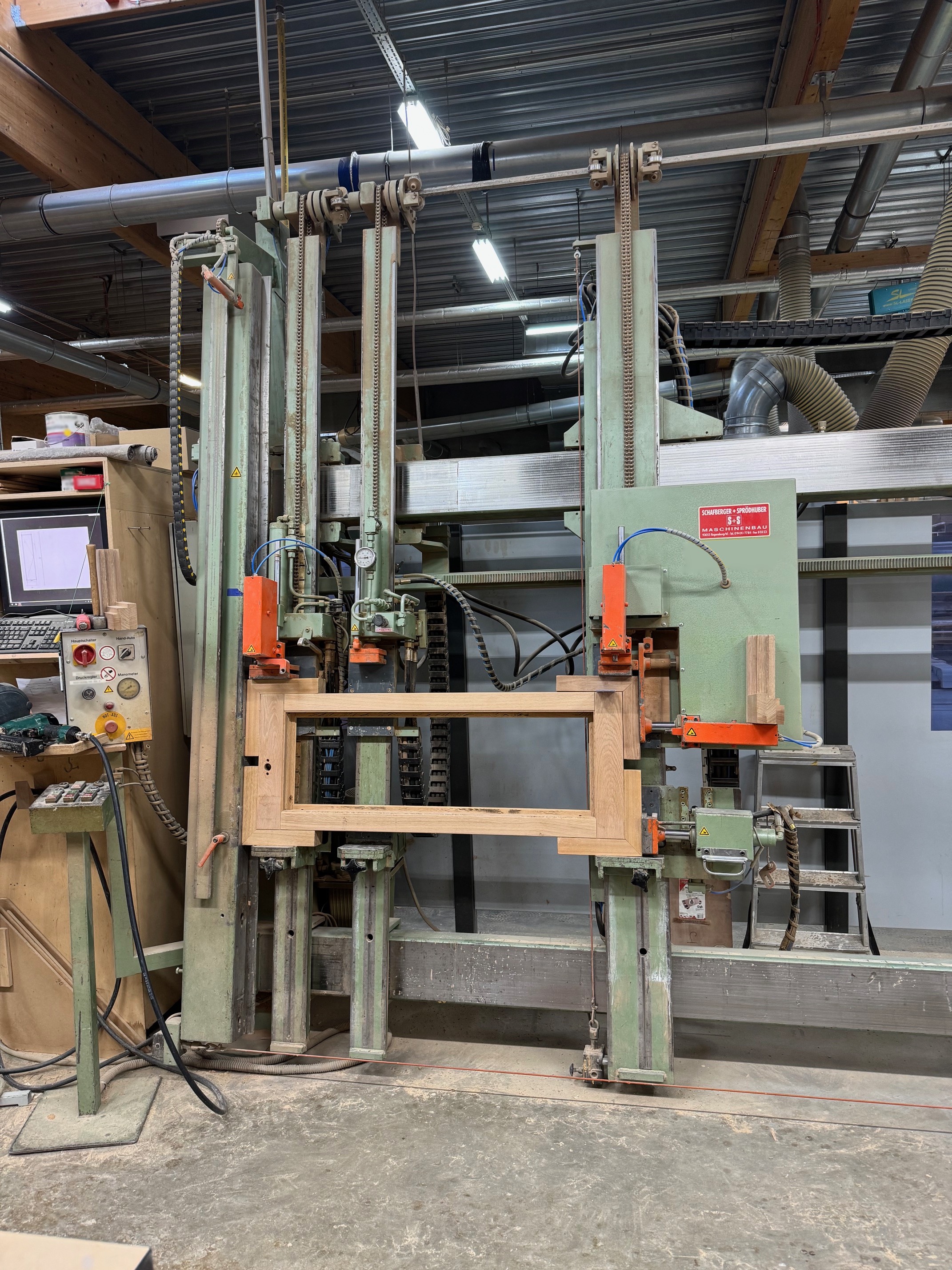 SCHAFBERFER & SPROUDHUBER JUNIOR