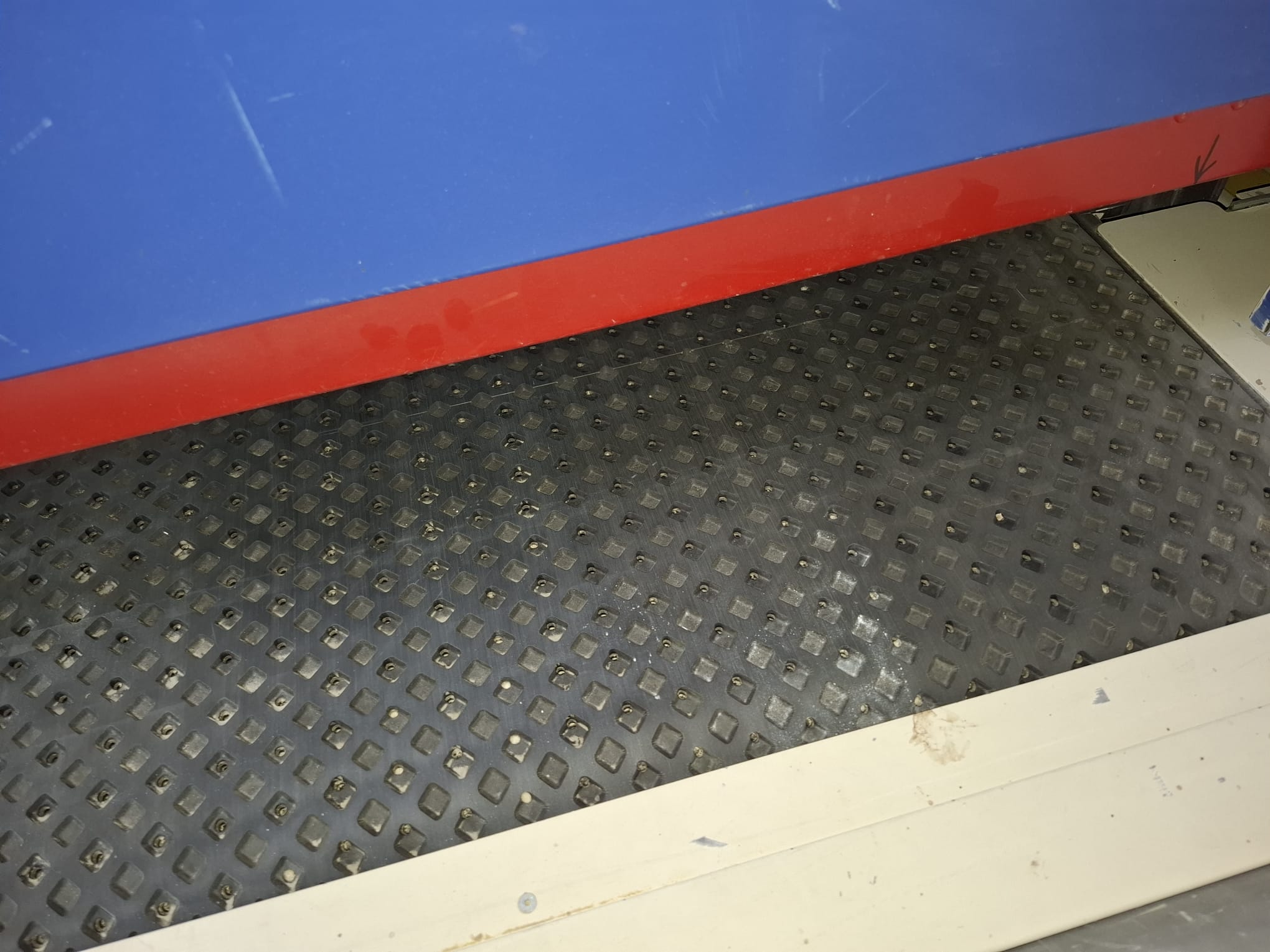 HEESEMANN MFA 6 IMPRESSION Q2 – LF 