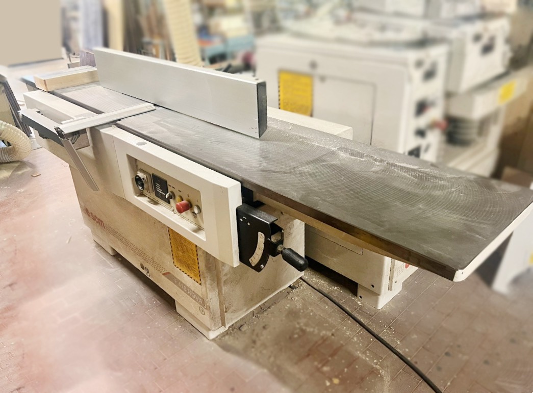 SCM F 410 NOVA