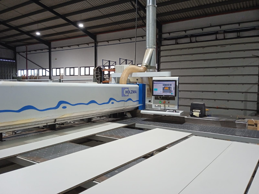 HOLZMA HPL 380/43X OPTIMAT