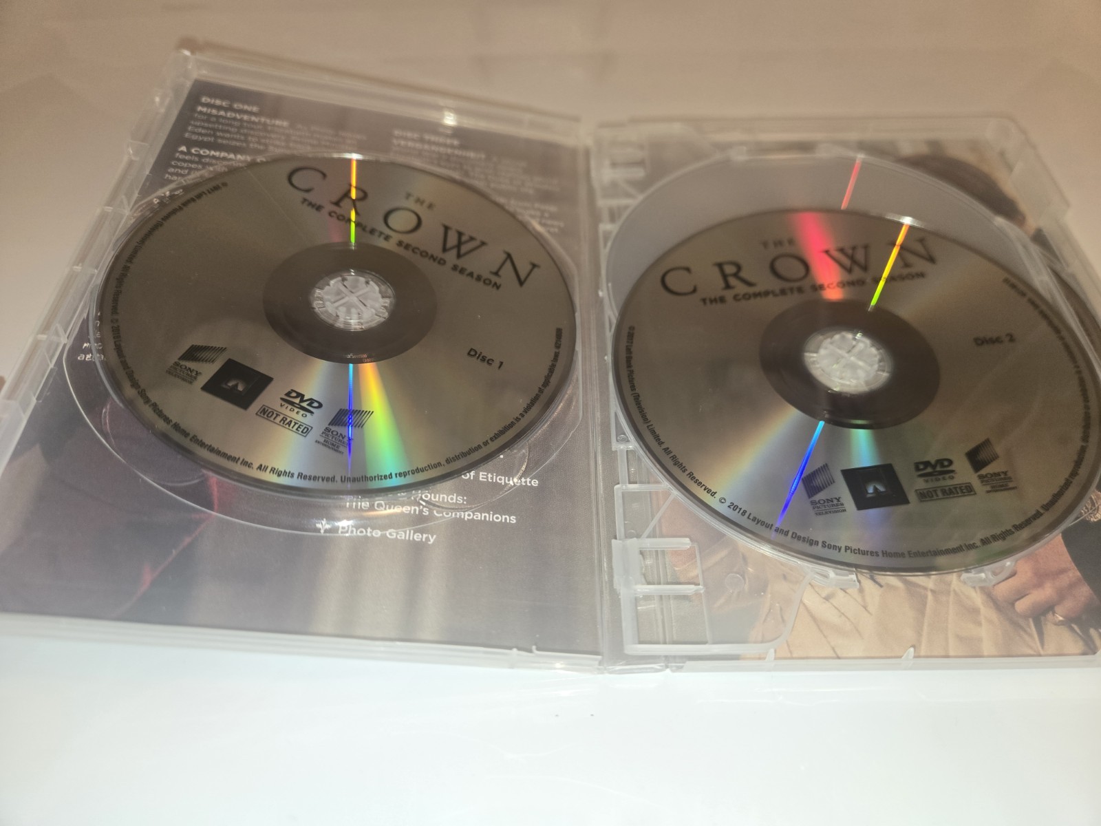 The Crown: the Complete Second Season (DVD, 2017)