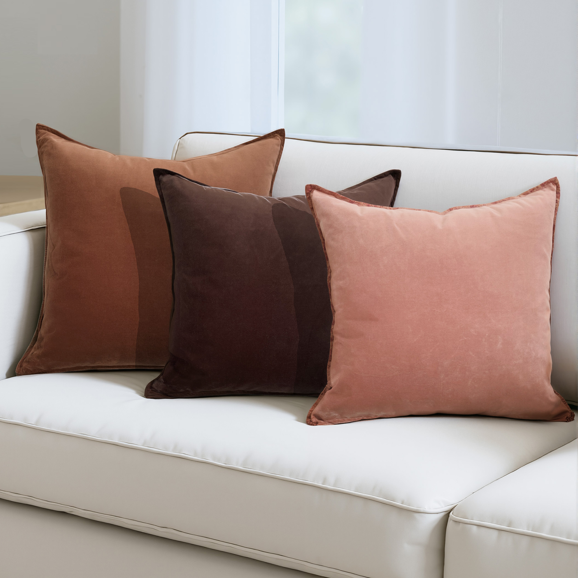 LUDO CUSHION NOUGAT FILLED CUSHION 50X50CM