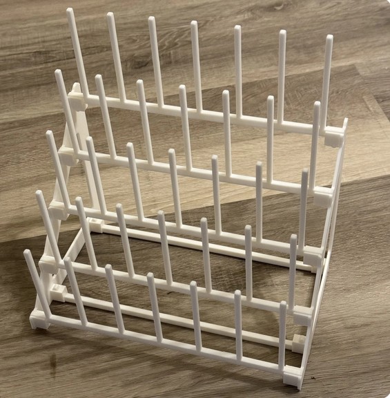 Thread spool organizer / rack