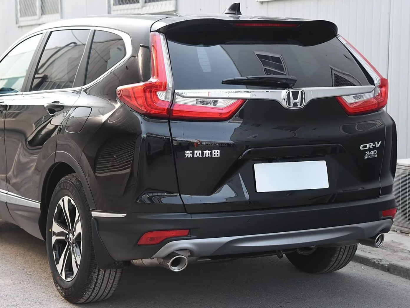 Fairly Used Honda C R-V 5 Seaters SUV 2019 Accident-Free.