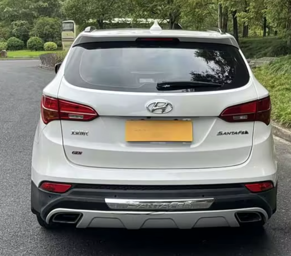 Hot-Selling Hyundai Santa Fe 2015 Model 2.4L Automatic 2WD Intelligent Edition Safety-Inspected, for Export