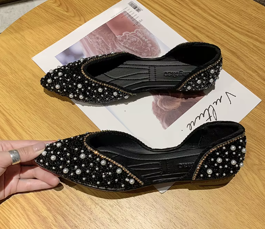 Rolls Soft Soles Women's Flat Sandals Decorated with Rhinestone