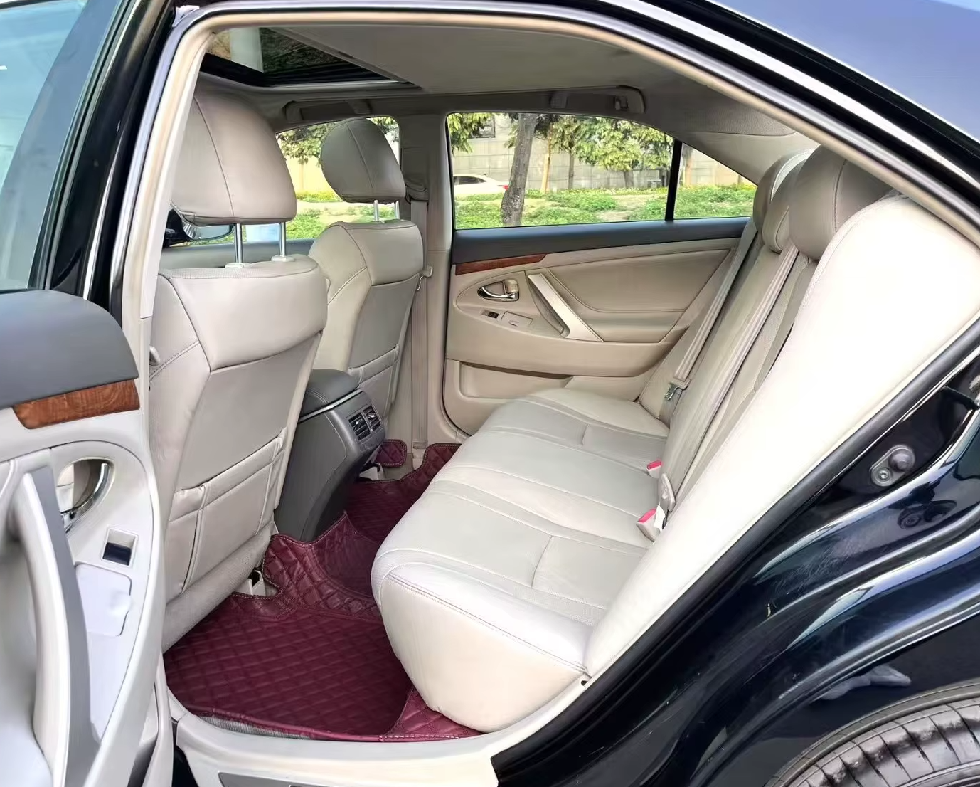 2011 Used Car Toyota Camry for Sale Toyota Camry 4 Door 5 Seat Sedan. Toyota 2.0 HGVP Luxury Version Camry