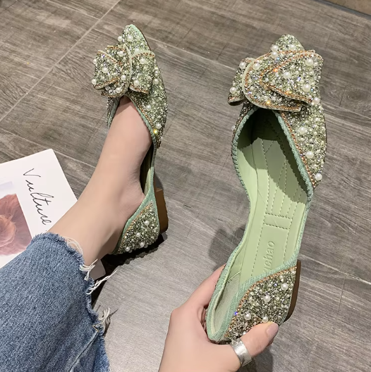 Rolls Soft Soles Women's Flat Sandals Decorated with Rhinestone