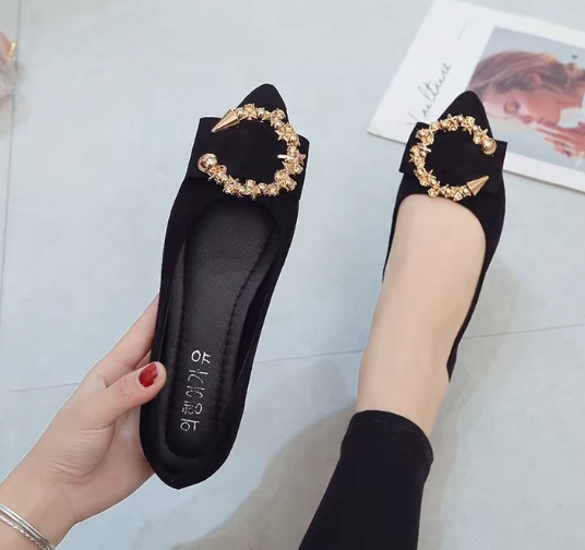 New Arrivals Pointed Toe Gold-Colored Metal Decorations Flat Lightweight Outdoor Spring Women's Shoes