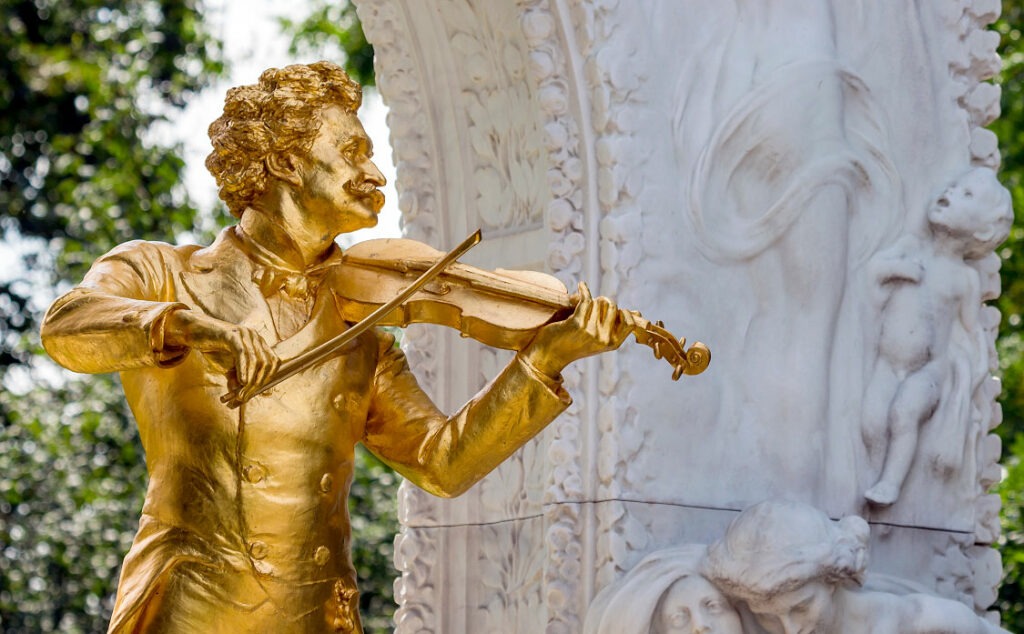 Austrian- Package Fan