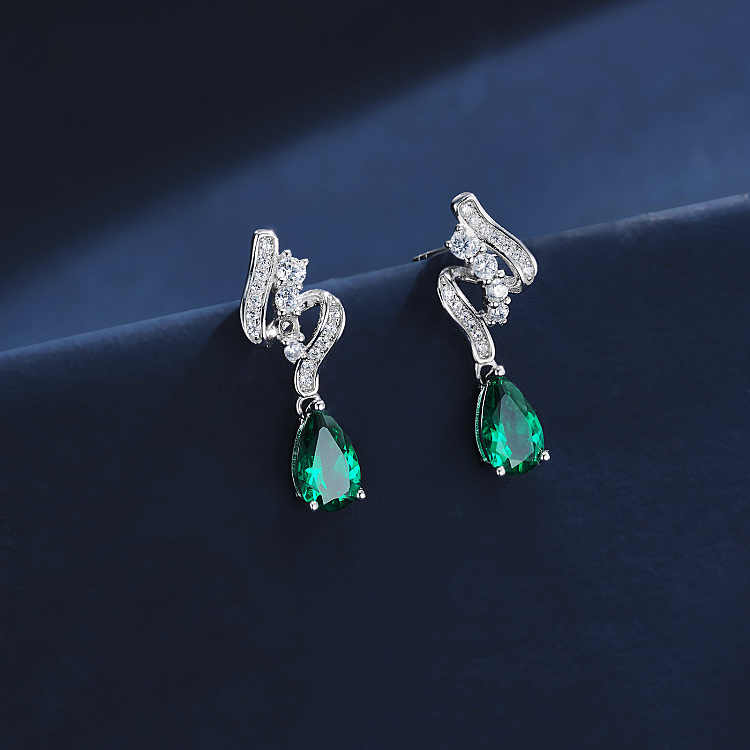 Elegant Emerald Drop Earrings