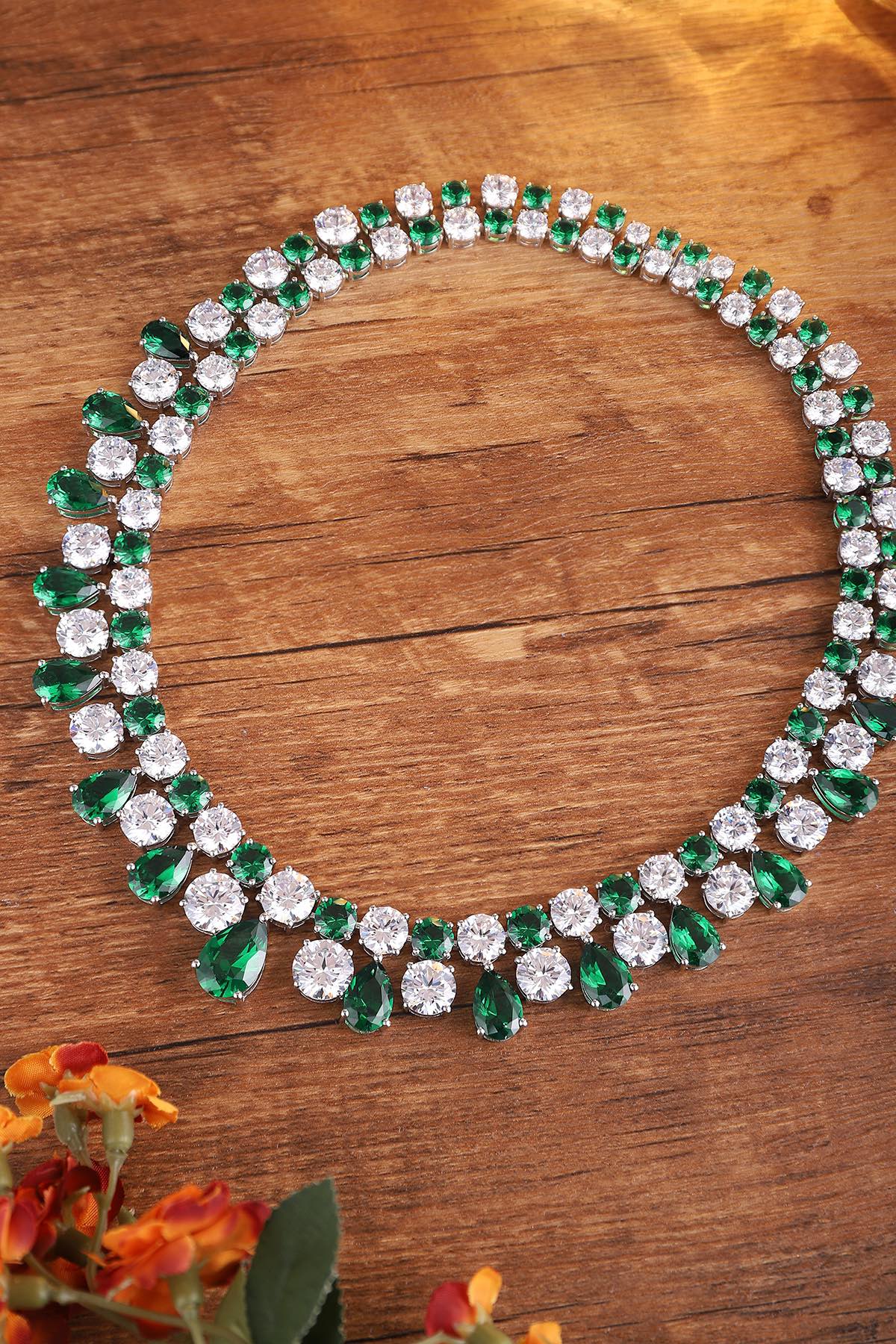 Emerald and Diamond Necklace