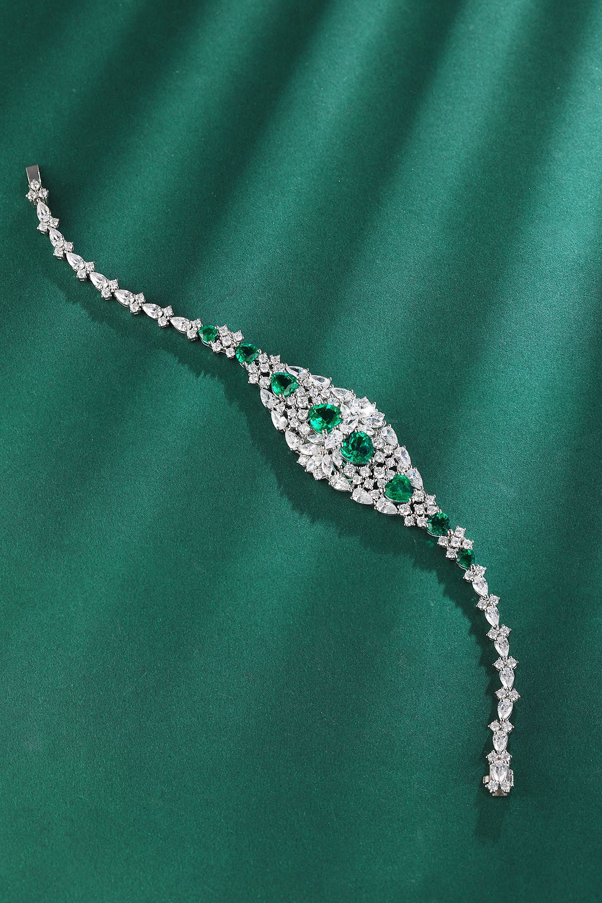 Emerald and Diamond Bracelet