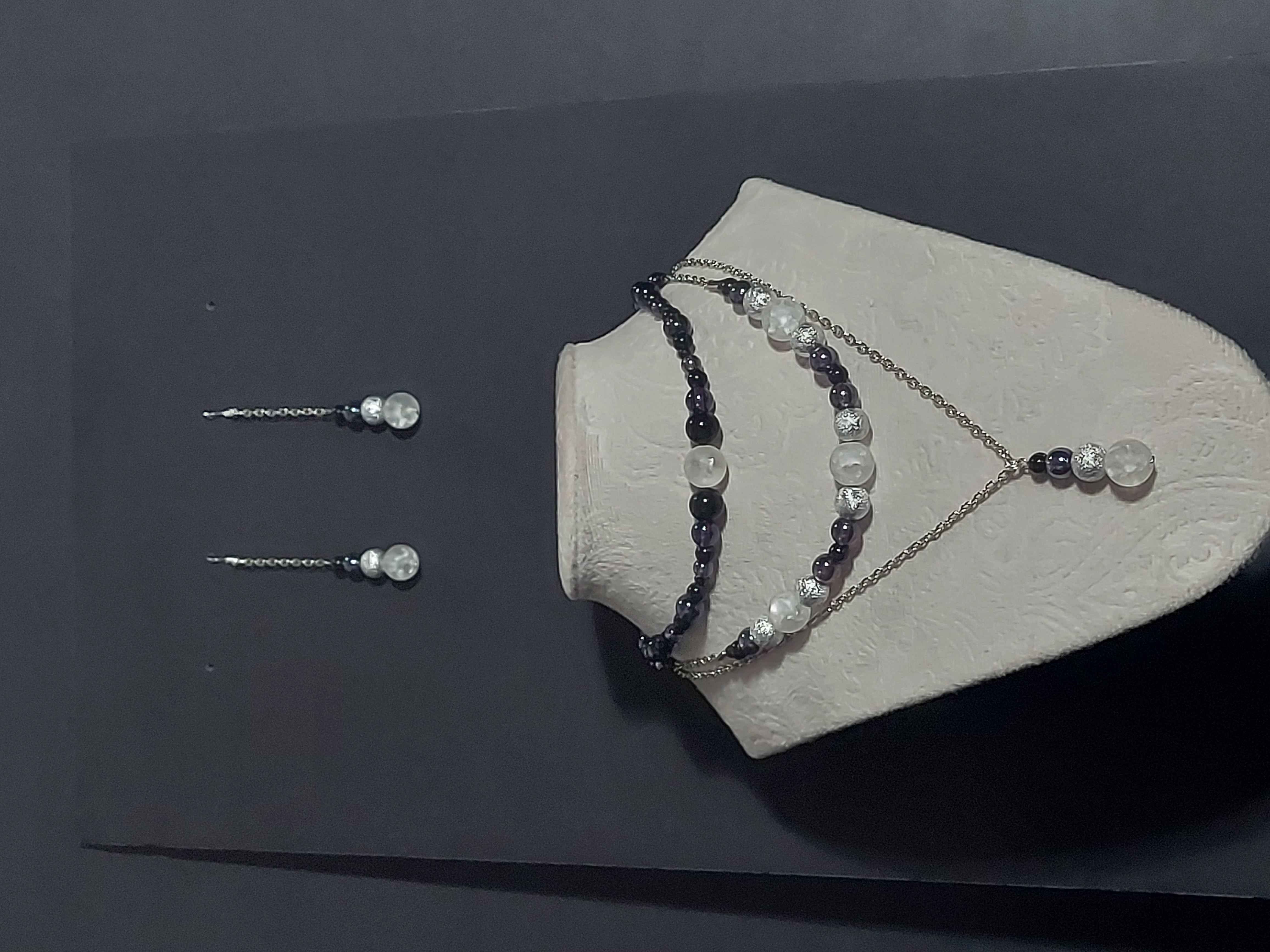 Black and White Beaded Necklace Set