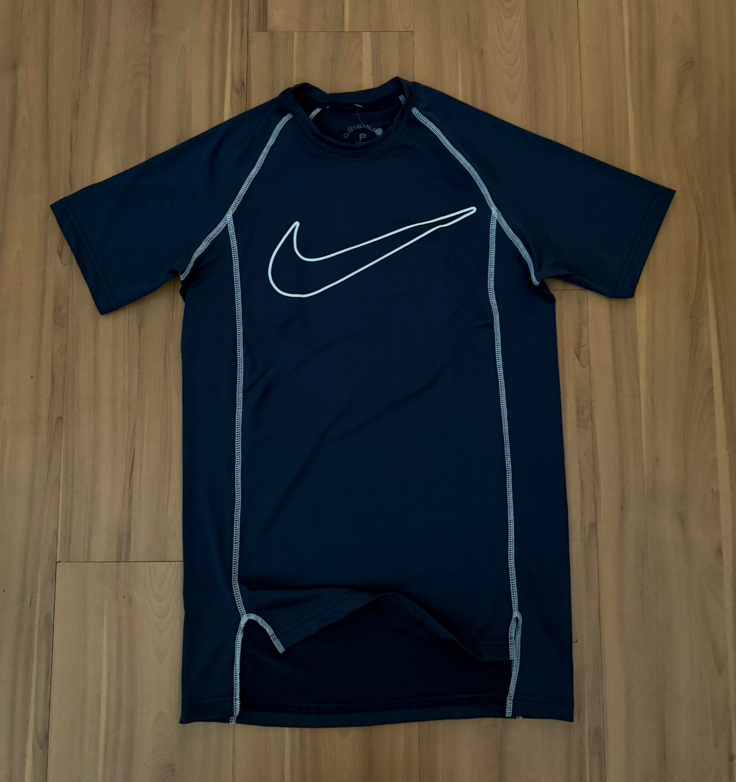 CAMISA NIKE COMPRESSÃO