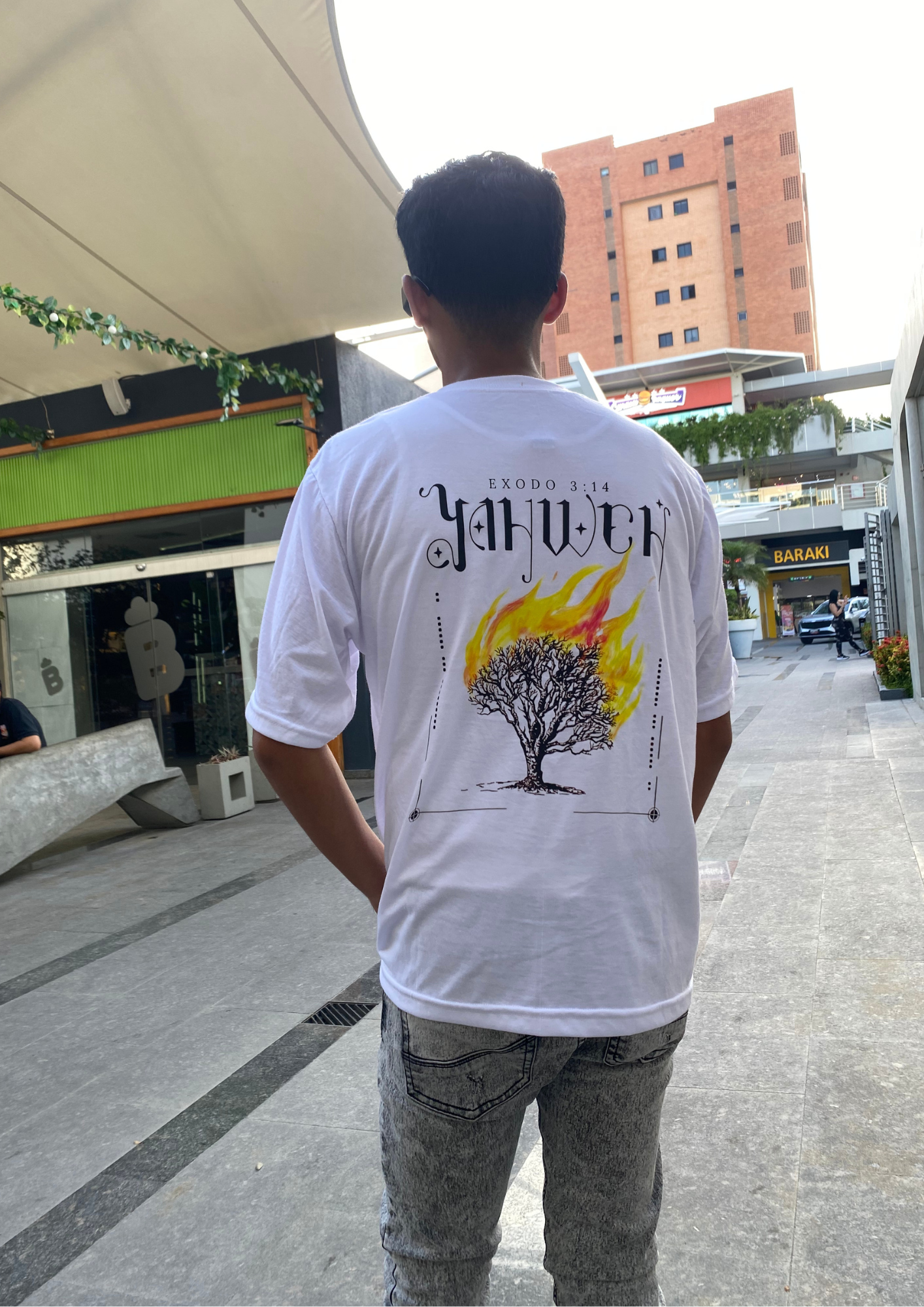 Oversize, 100% Algodon: Yahweh