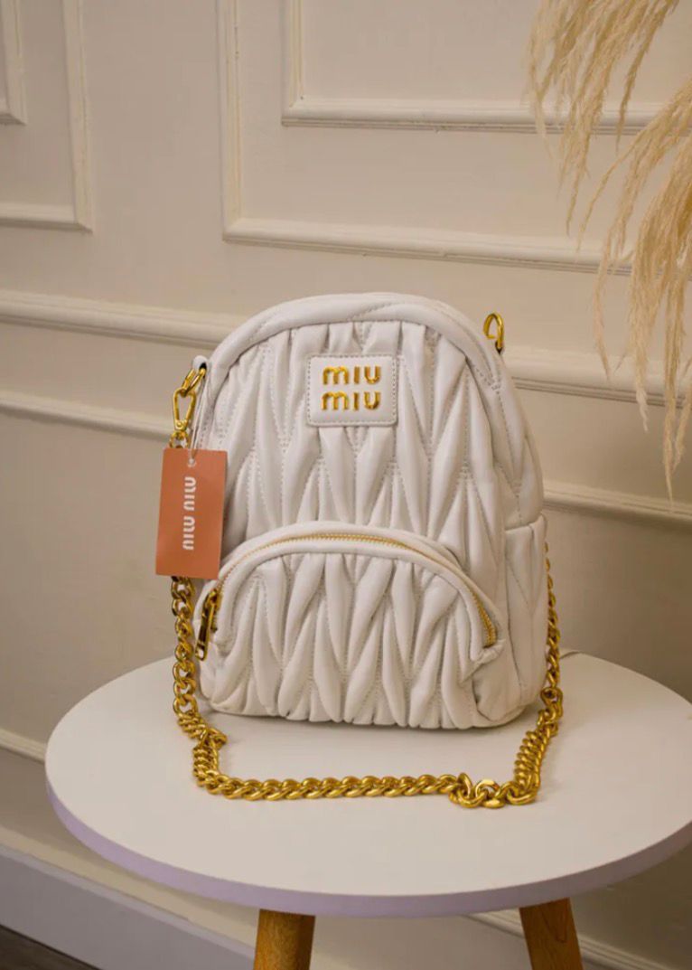 MOCHILA MIU MIU