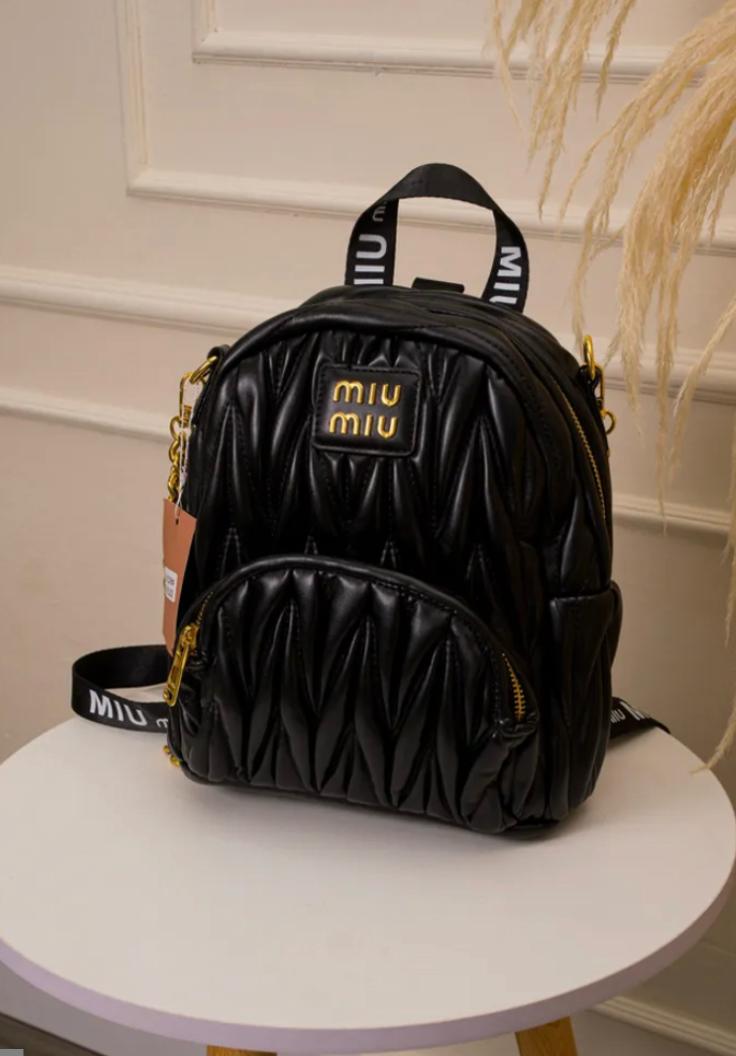 MOCHILA MIU MIU
