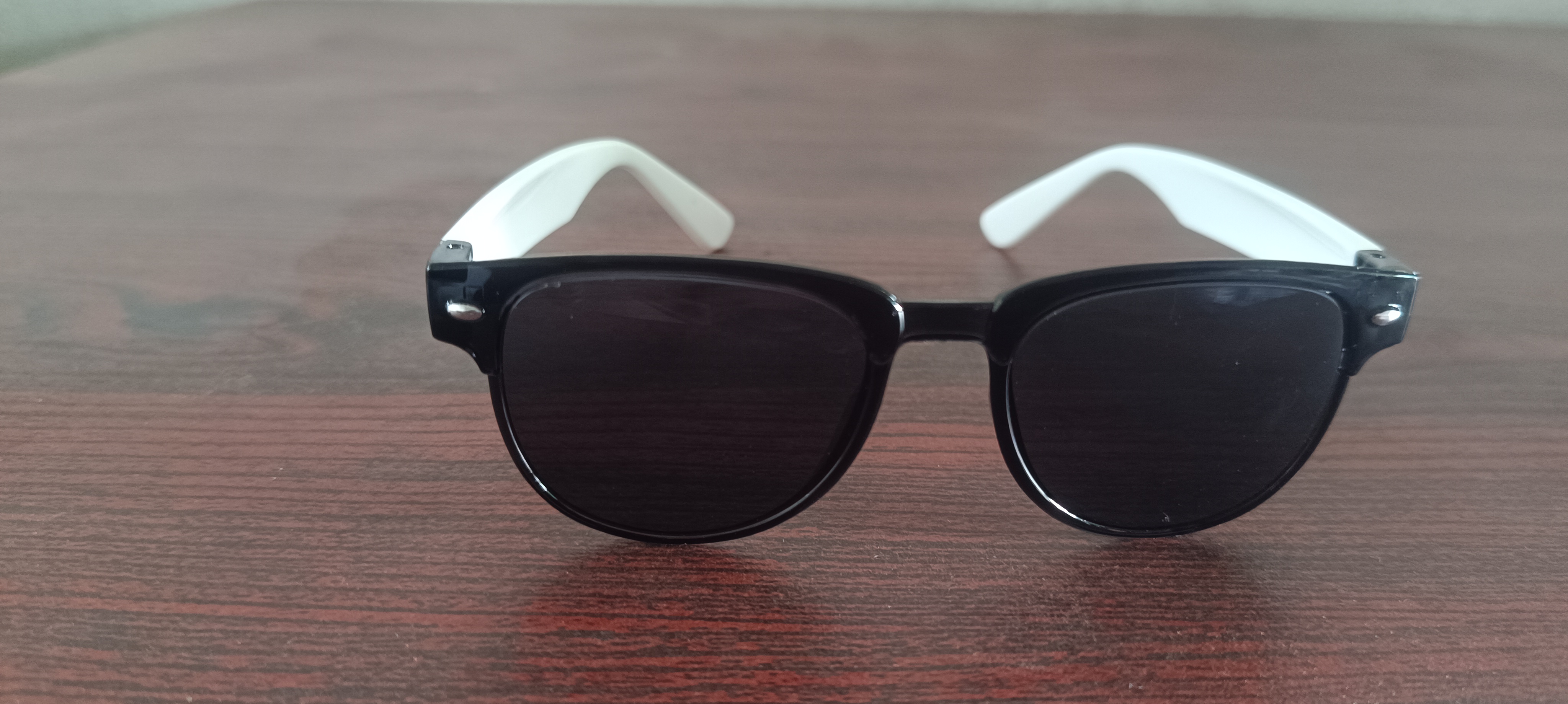 Stylish Black Sunglasses