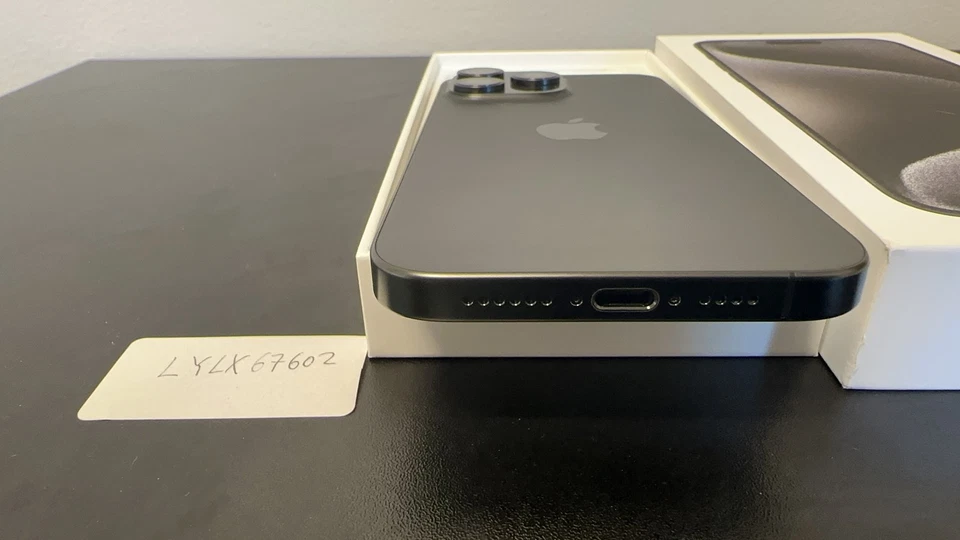 Apple iPhone 15 Pro 256GB Black Desbloqueado Excelente