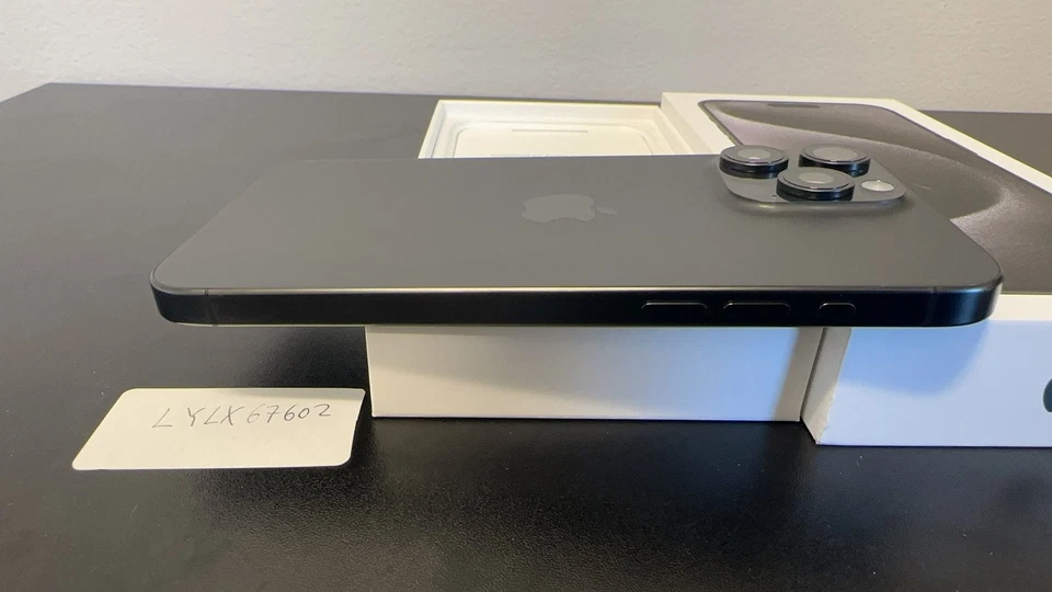 Apple iPhone 15 Pro 256GB Black Desbloqueado Excelente