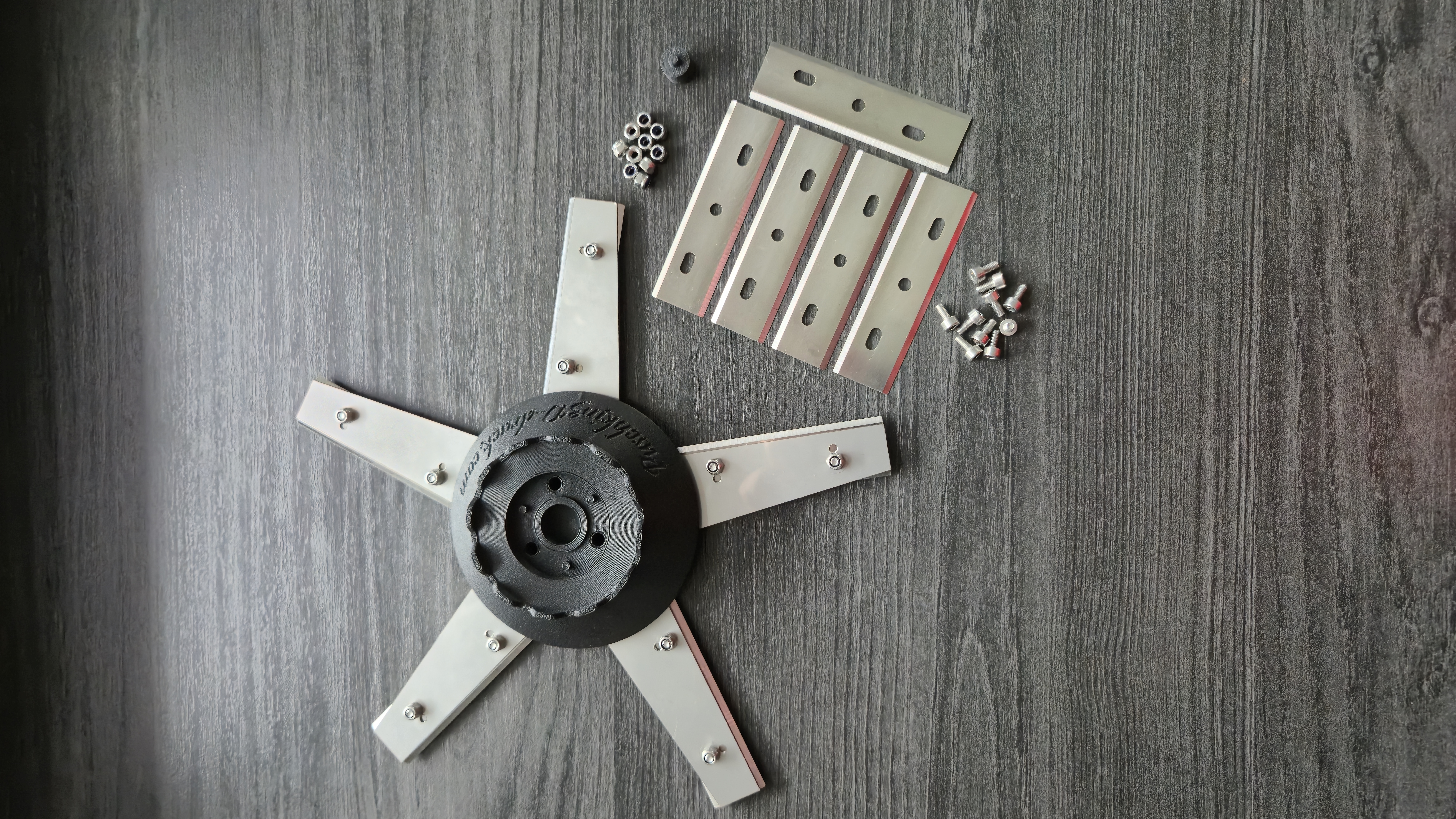 Mammotion LUBA Mini AWD Lidar Ninja-Star-Klingen-Umrüstsatz