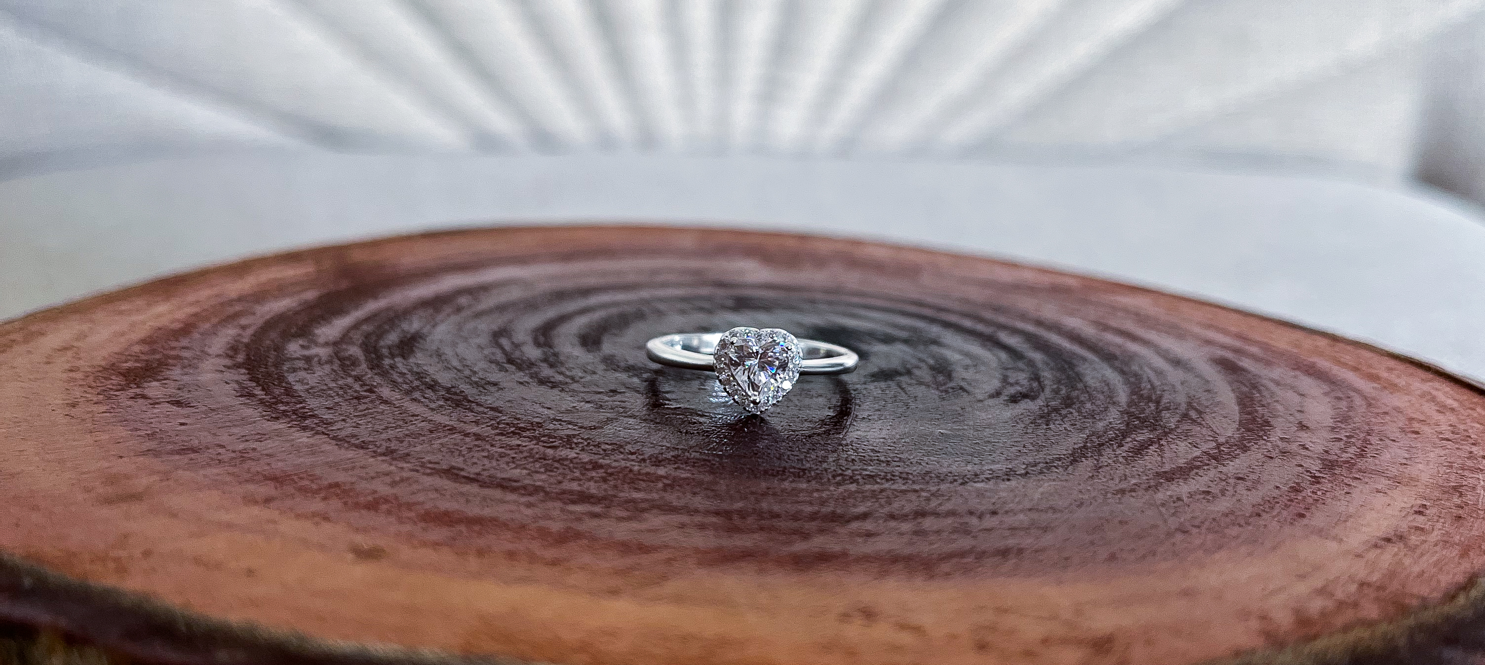 Anel Pandora Coração Elegância Eterna 