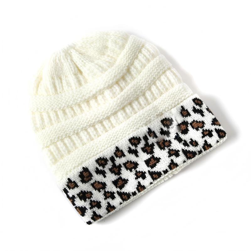 Women’s Autumn/Winter Leopard Print Knit Beanie