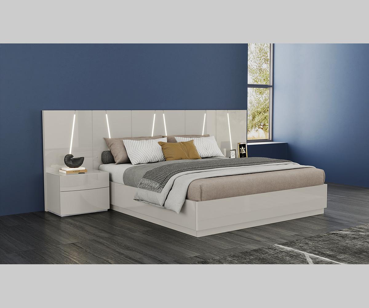 Jaice Platform Bed