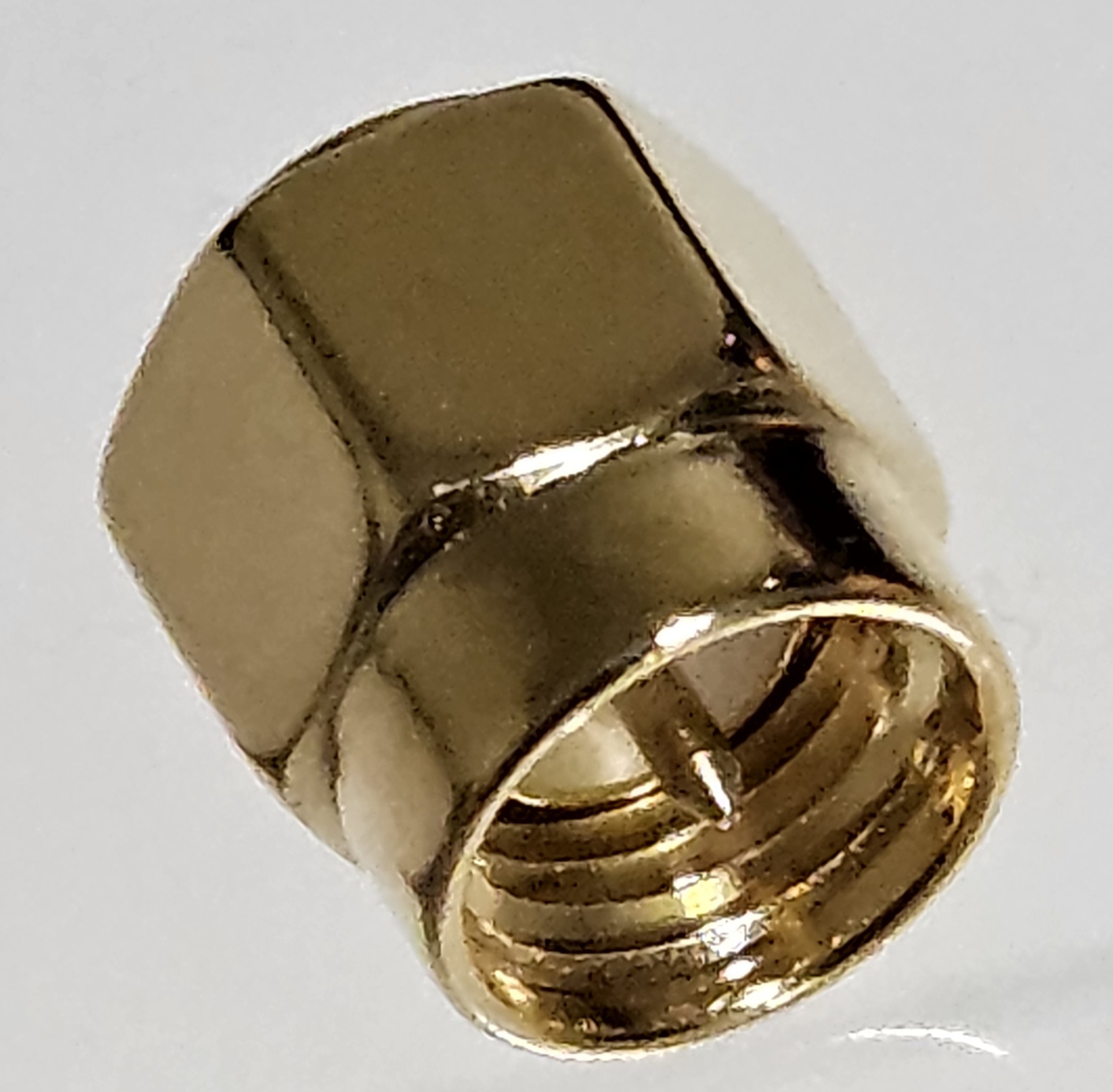 UMCX Jack to SMA Female (Plug) adapter 