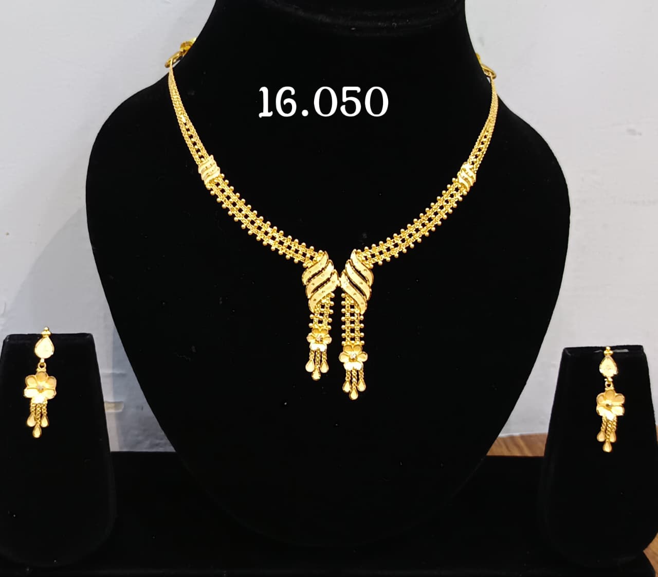 Gold Necklace and Earring Set