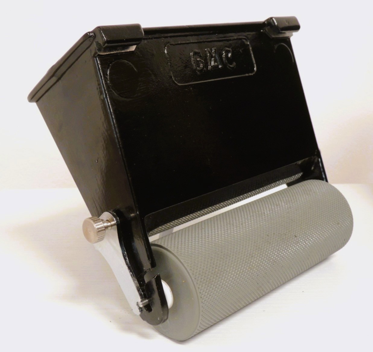 Art. 287 Stendicolla in alluminio con rullo in gomma 180 mm per colla vinilica PVA a base d'acqua (prezzo IVA esclusa)