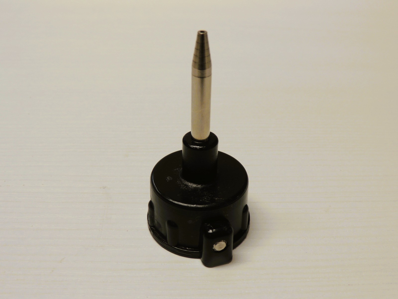 Art. 202 Ugello universale (prezzo IVA esclusa)