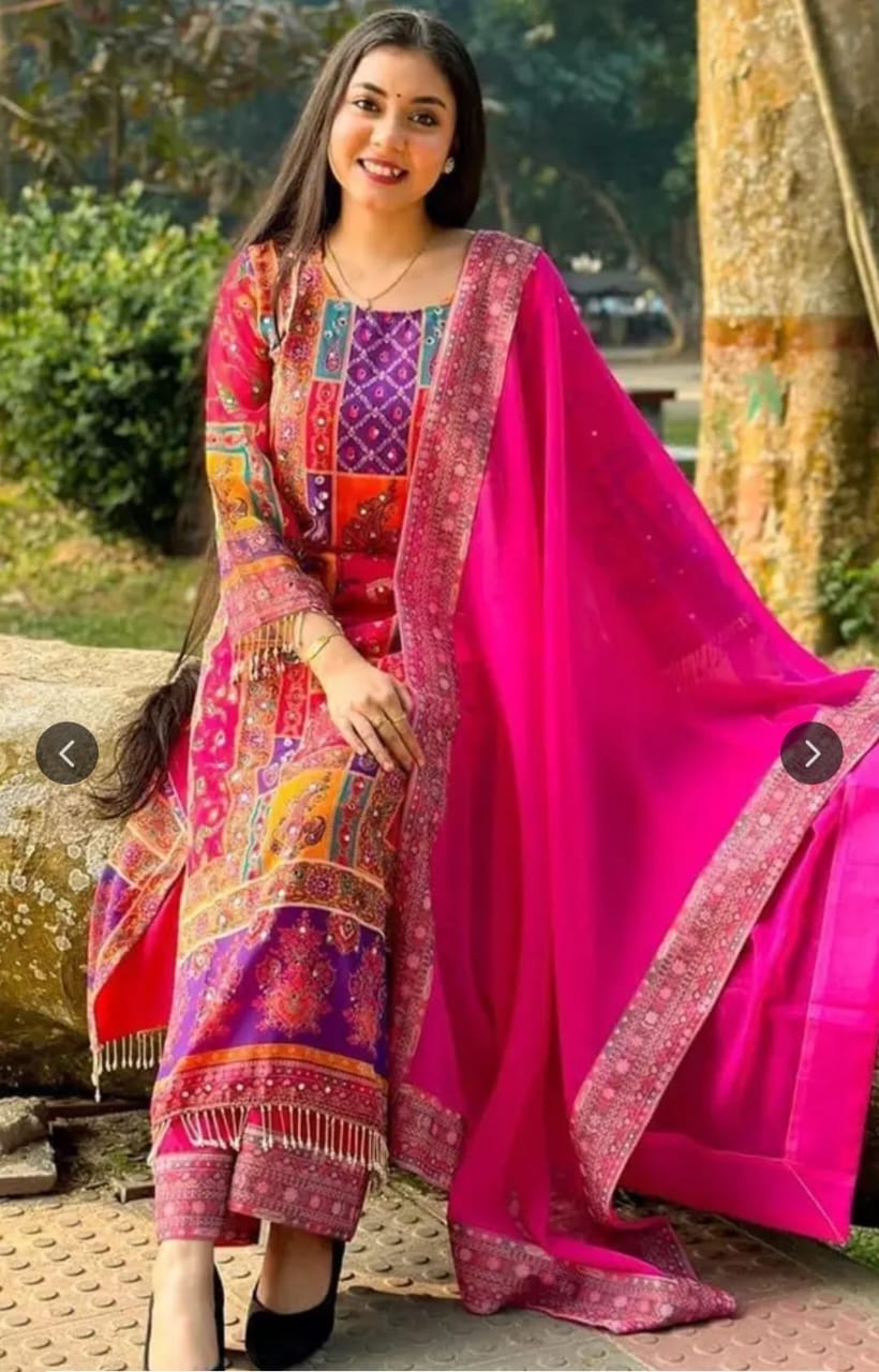 Elegant Pink Silk Saree