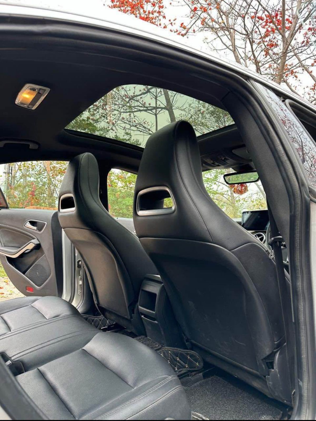 Mercedes-Benz CLA-Class Sedan HR REGISTRATION