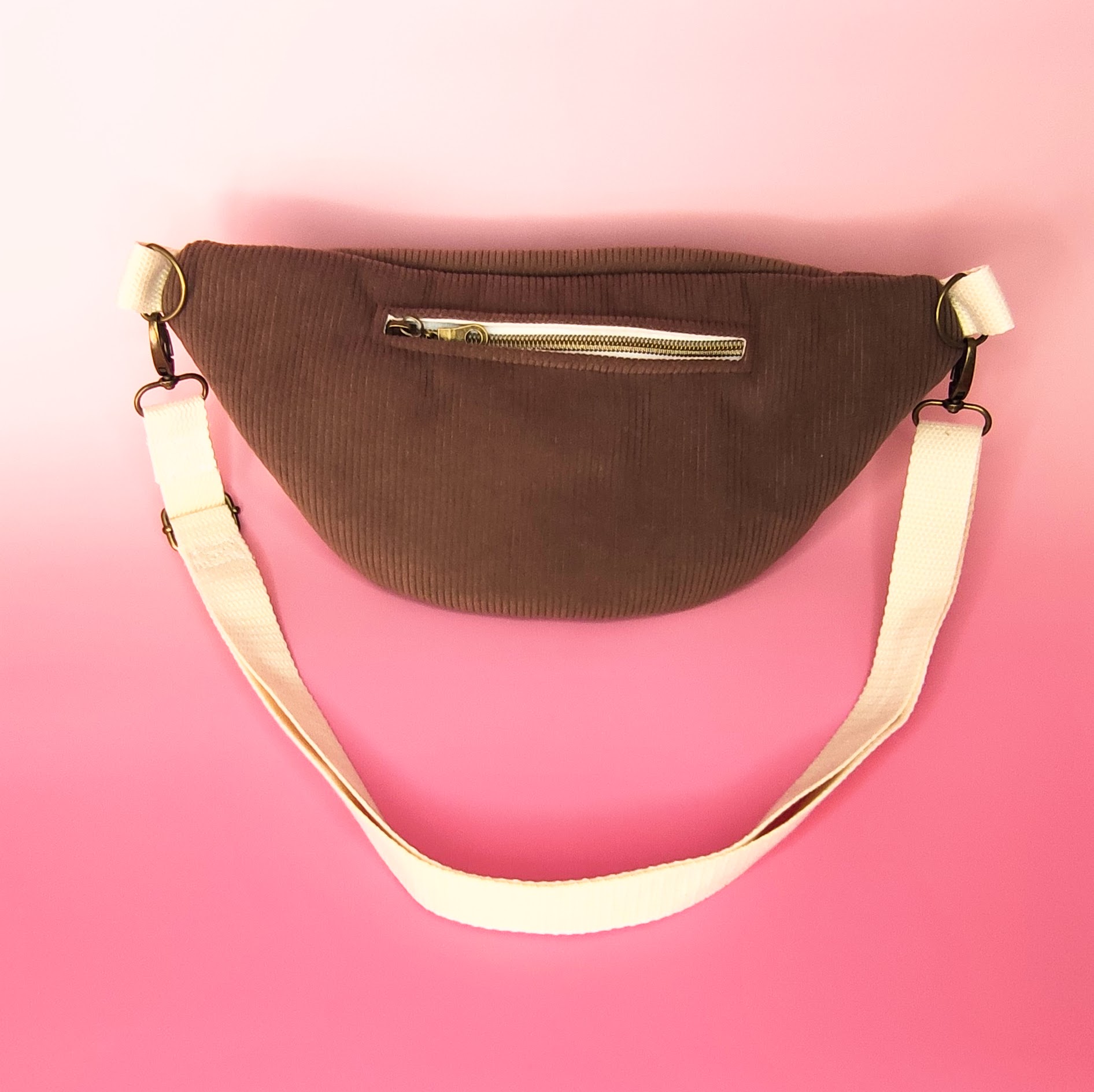 Sac banane en velours côtelé marron