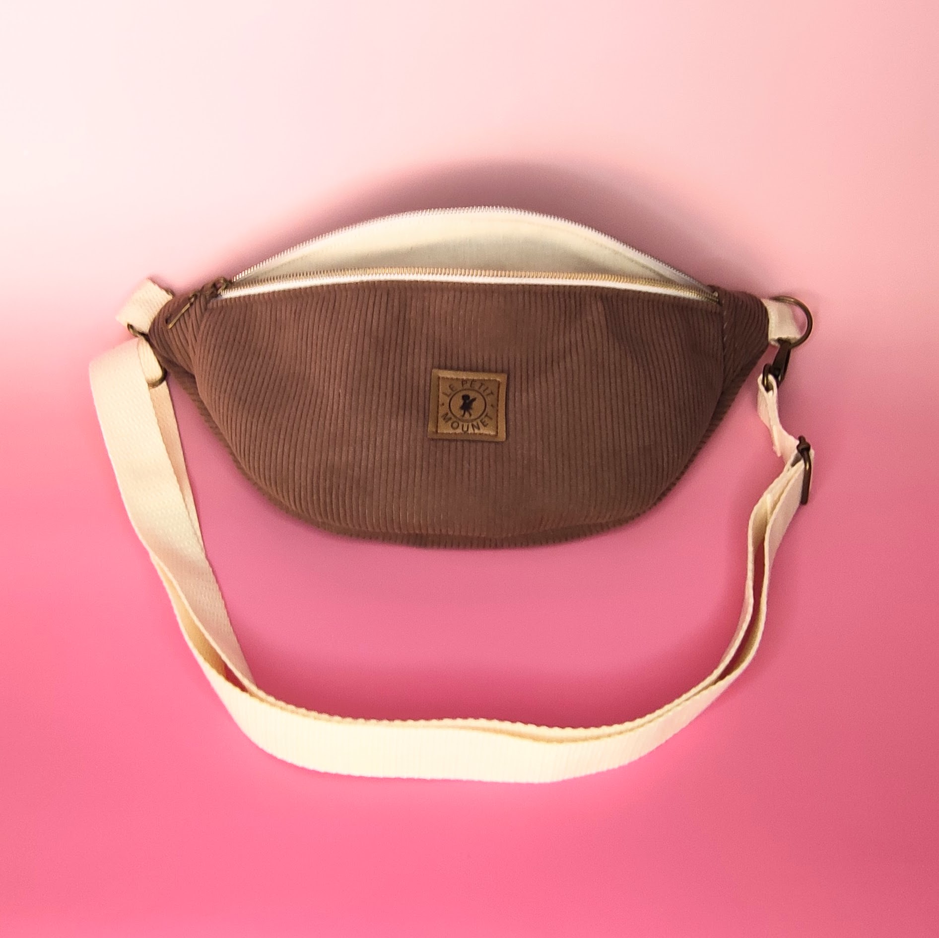 Sac banane en velours côtelé marron