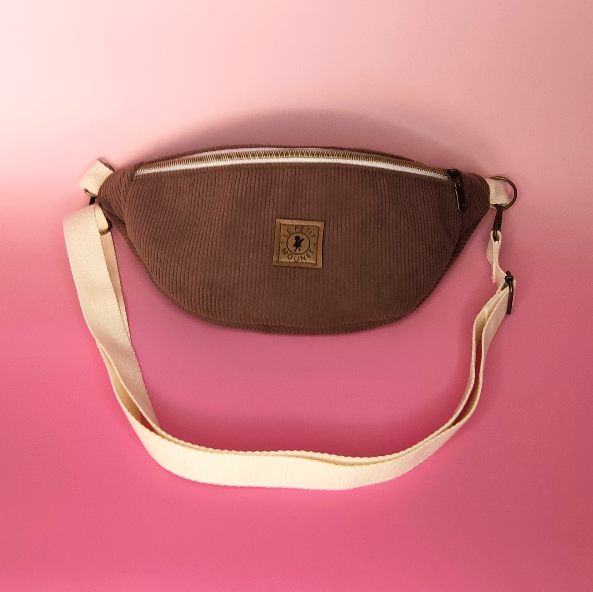 Sac banane en velours côtelé marron