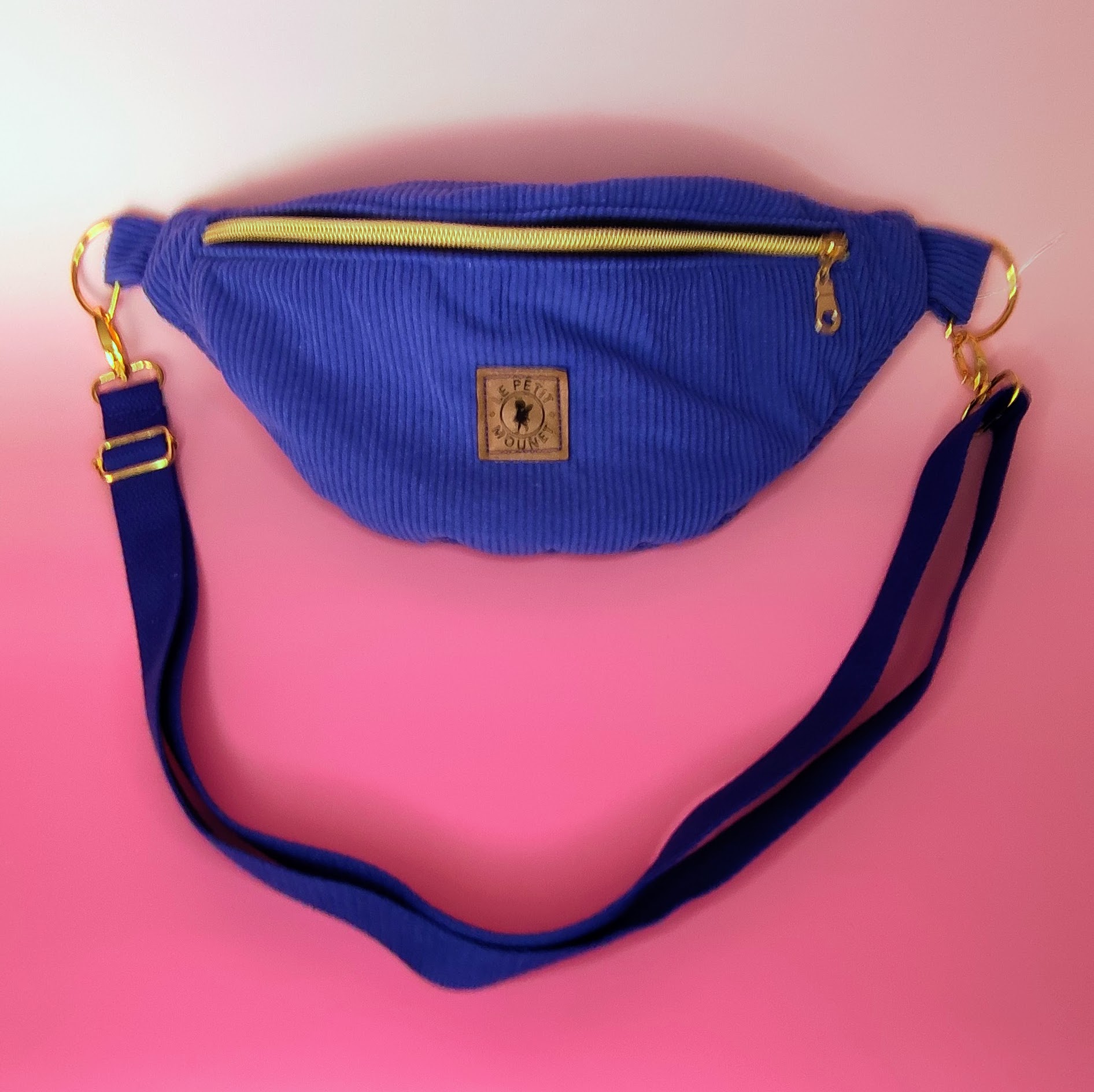 Banane en velours bleu la nuit étoilée