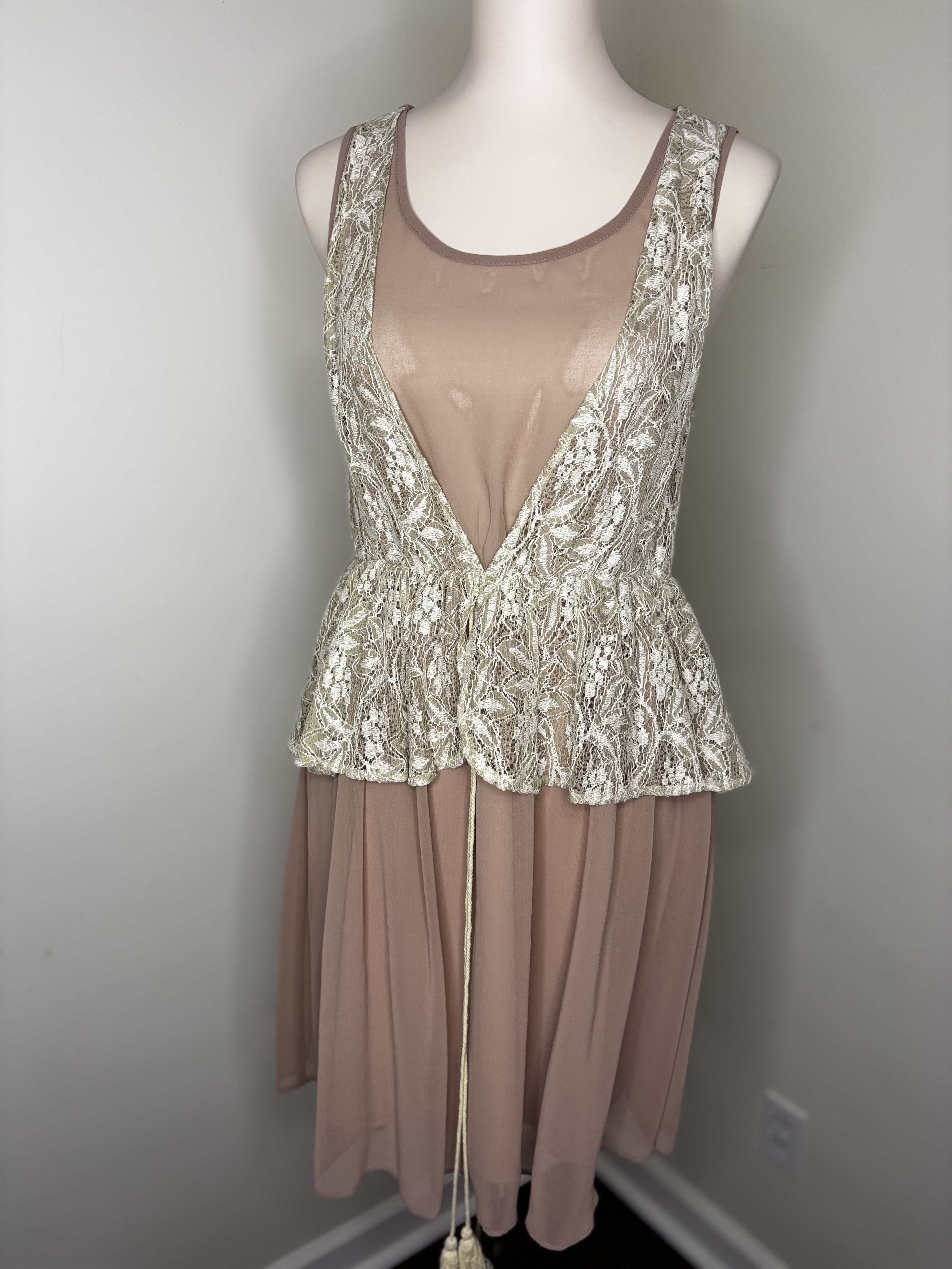 Elegant Beige Evening Dress
