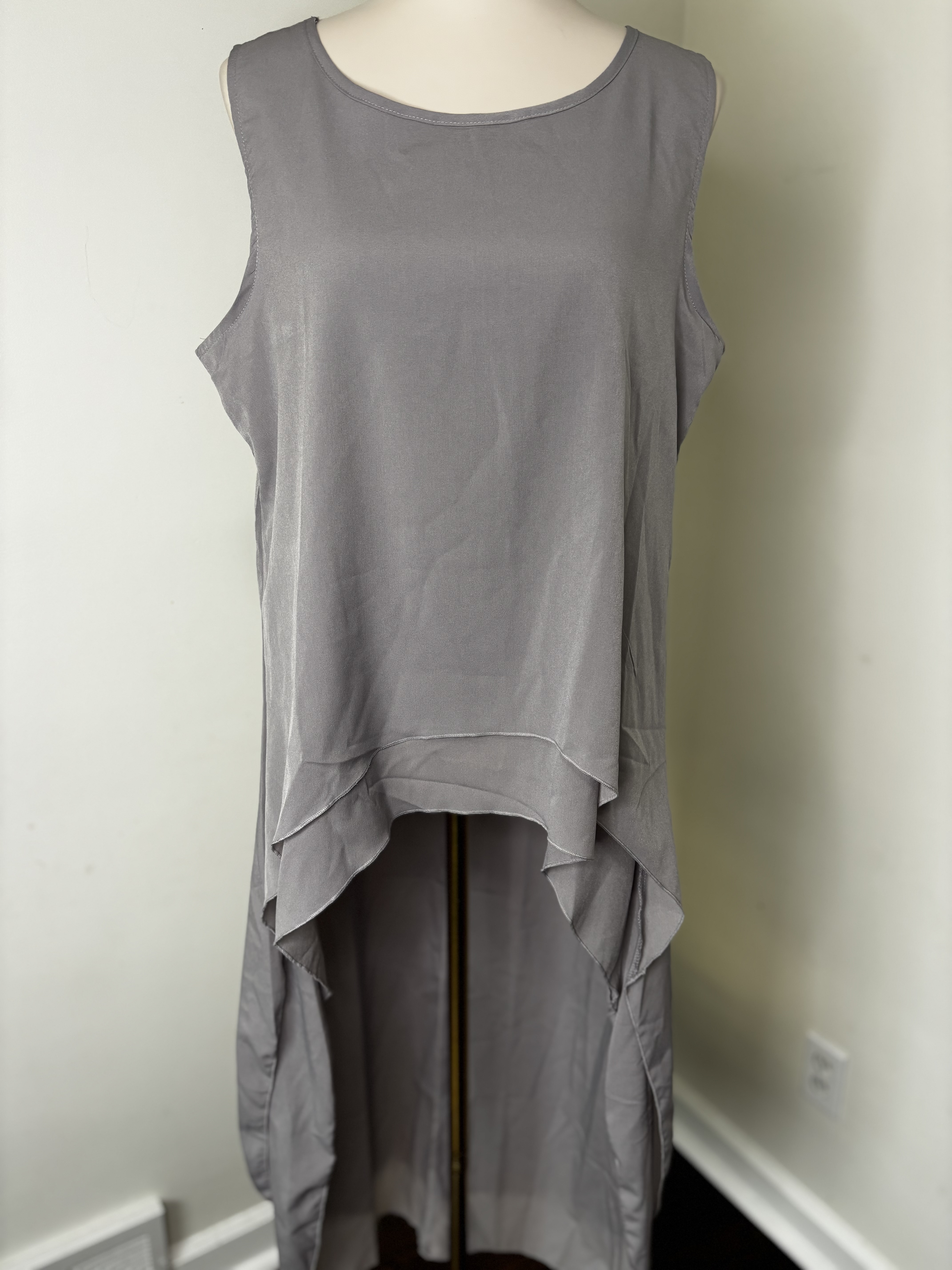Sleeveless Gray High-Low Tunic