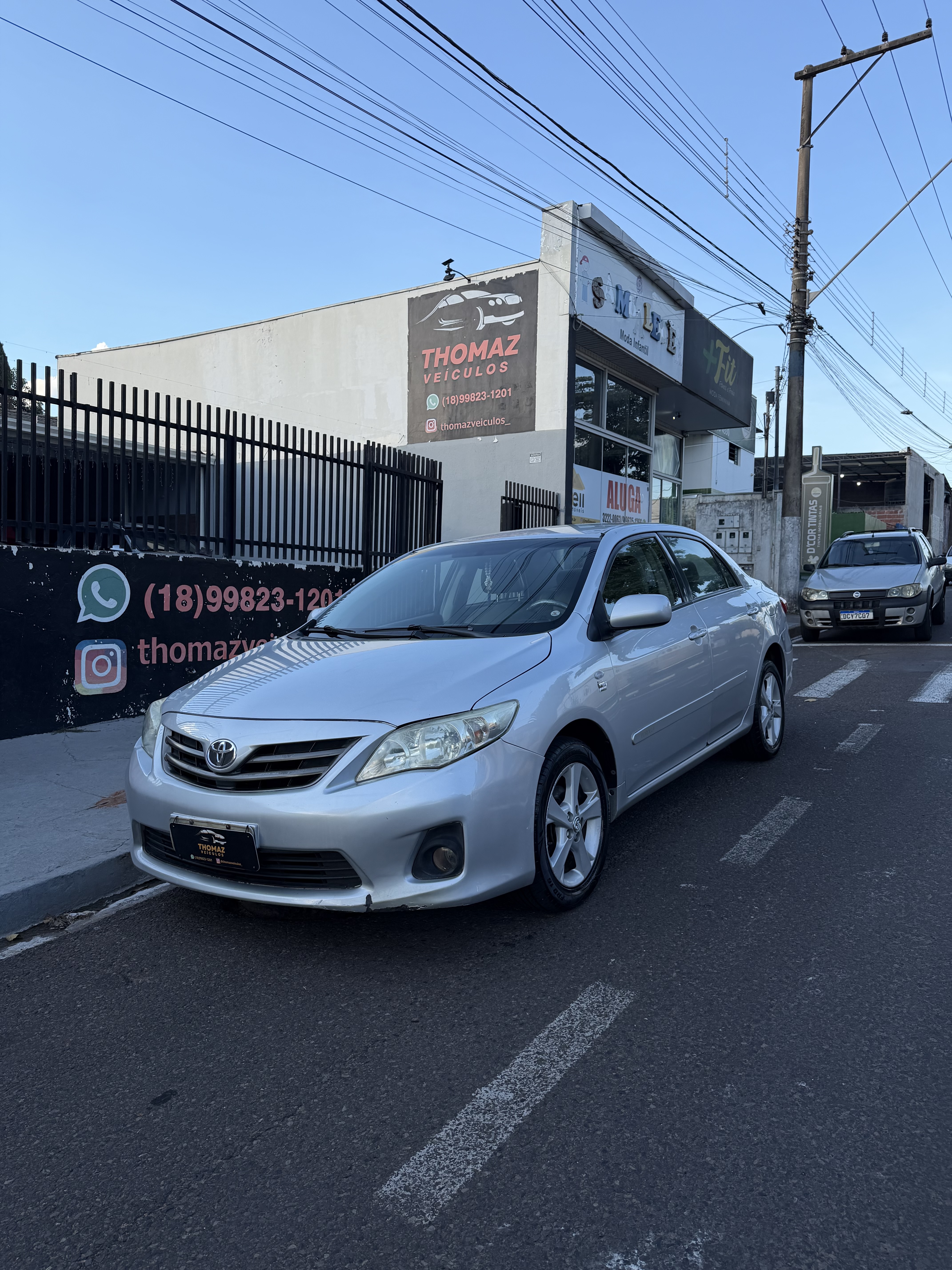 Corolla 2012 1.8 Gli Automático PRATA