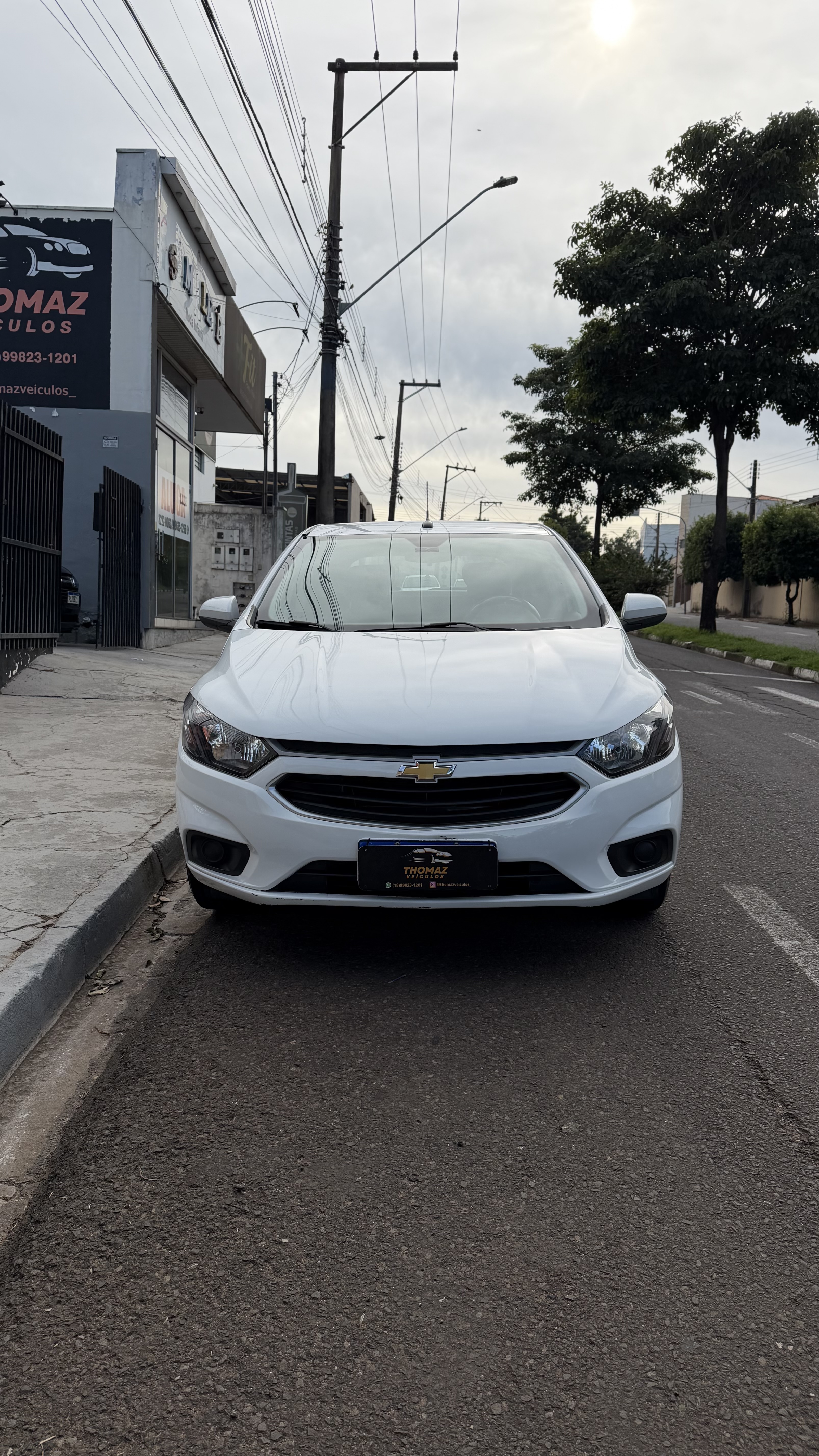 Onix 2017 1.0 LT