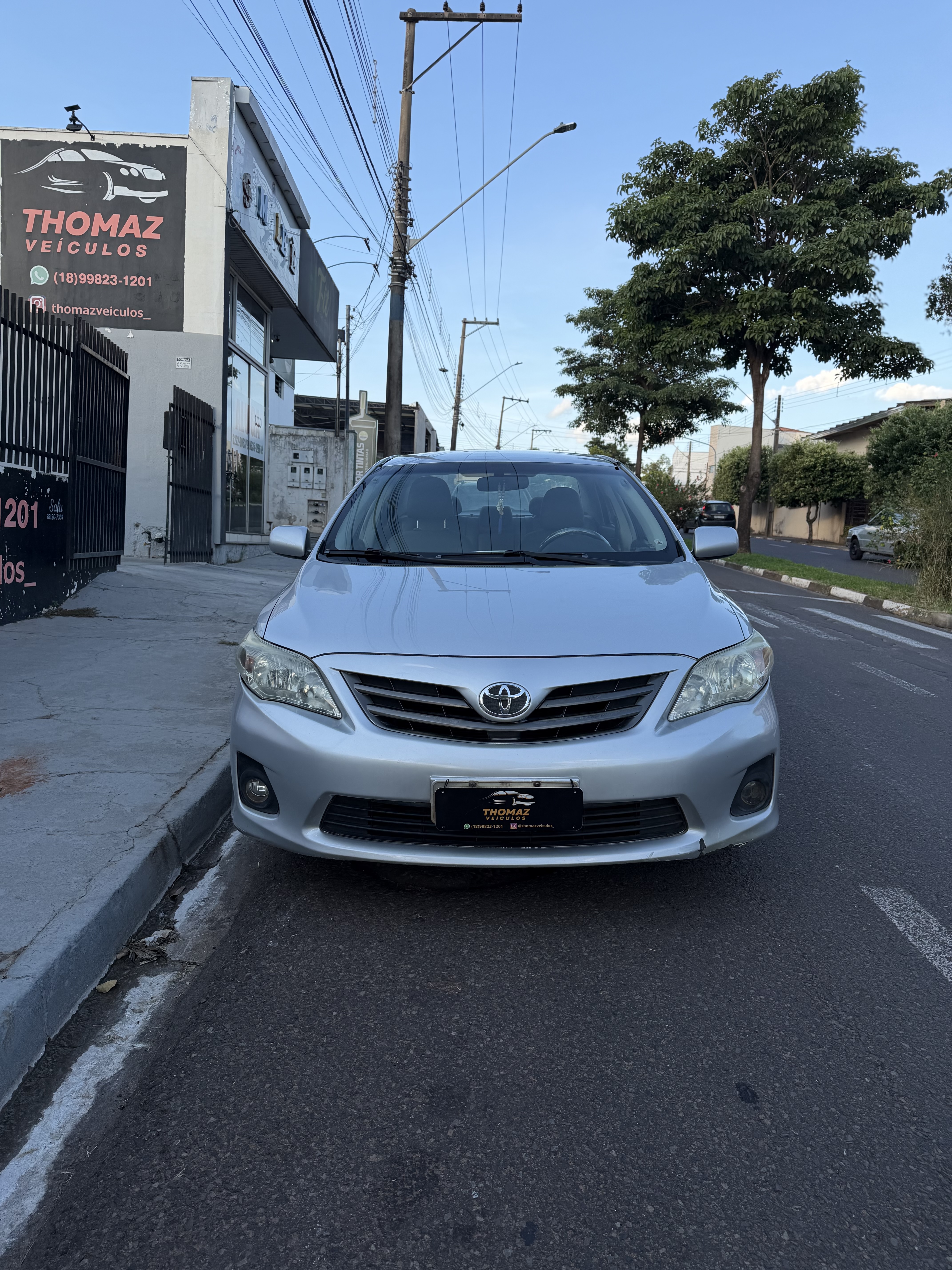 Corolla 2012 1.8 Gli Automático PRATA