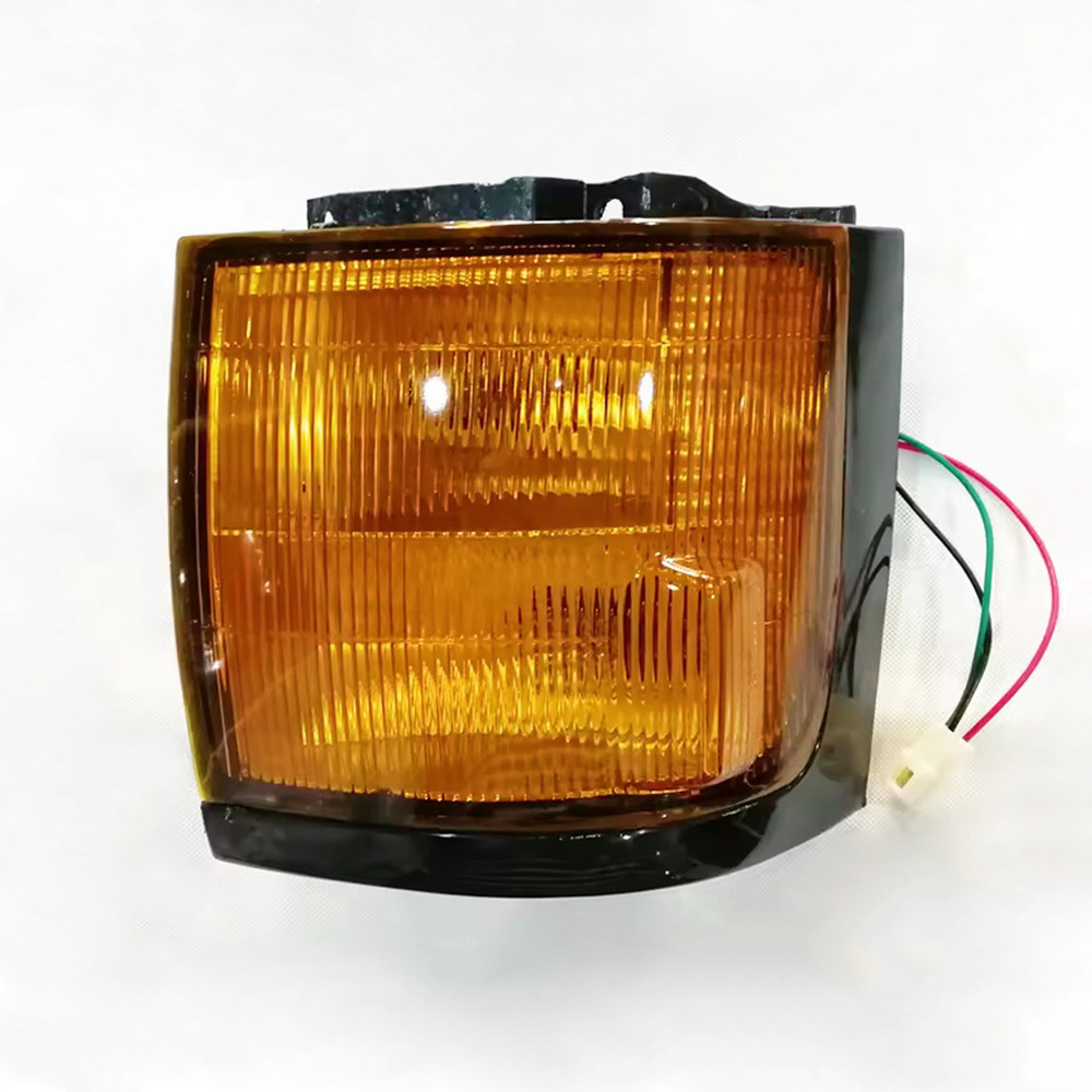 Toyota Coaster BB42 1993-2003 model, corner lights with yellow covers, 212-1577