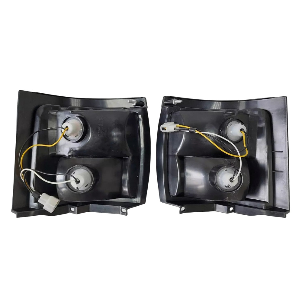 Toyota Coaster BB42 1993-2003 model, corner lights with yellow covers, 212-1577